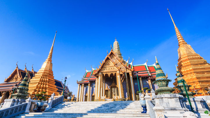 Bangkok Wat Phra Kaeo temple