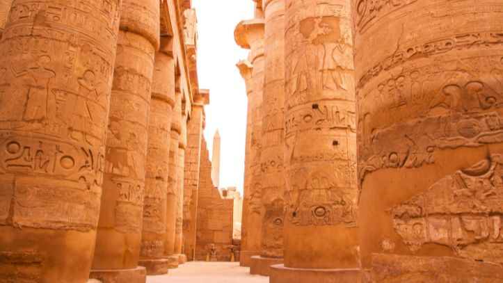 Egypte-Karnak-pillier