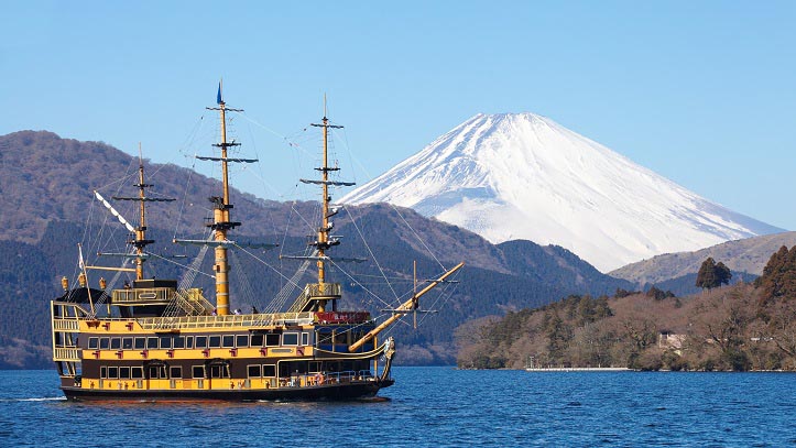 Vue dur le Mont Fuji depuis le lac Ashi à Hakone