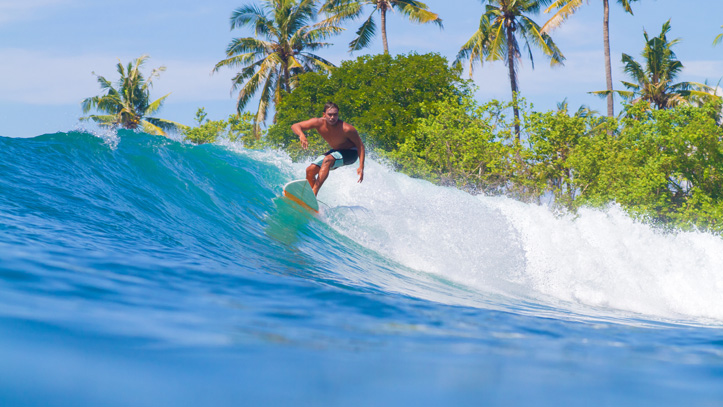 Bali ile indonésie surf