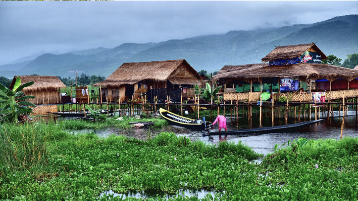 Birmanie Lac Inle Maison bateau