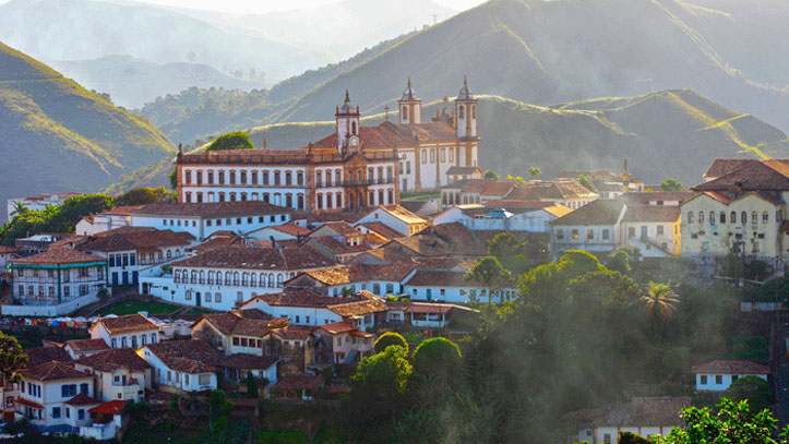 chateau-collines-ouro-preto-minas-gerai