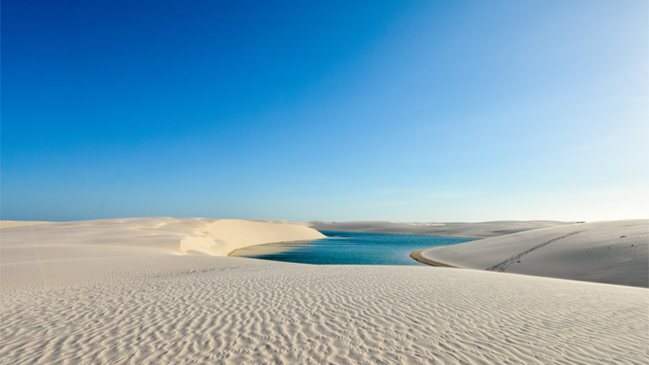 dunes-sable-ciel-bleu-bleu-lencois-maranhense