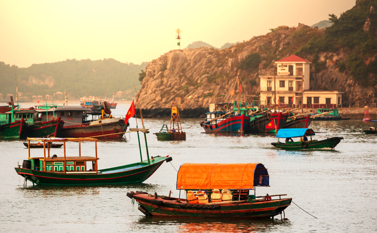 photo-vietnam-halong-bateau-paysage