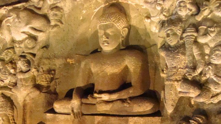 Sculpture grotte Ajanta Inde