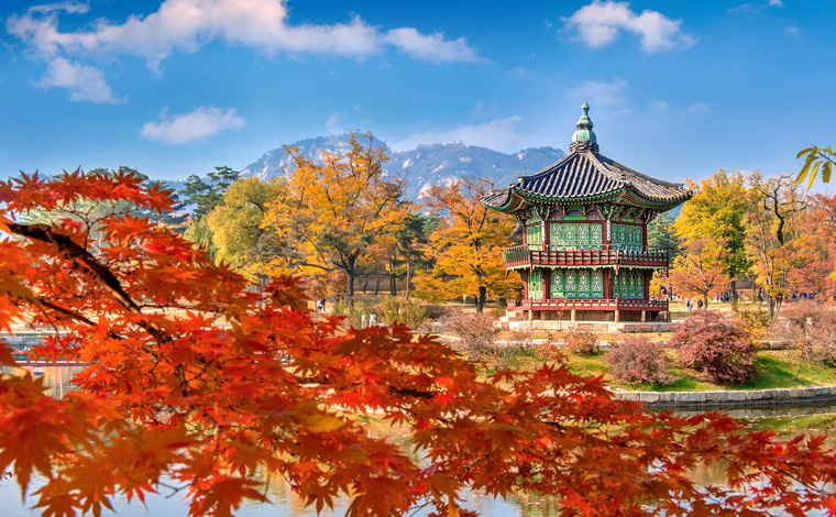 temple-coree-automne