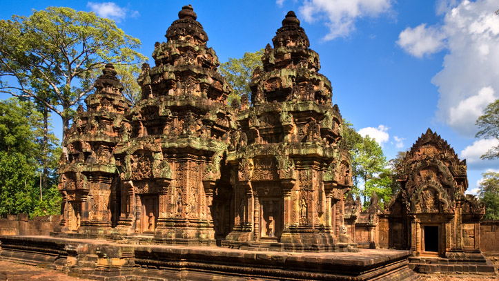 Le temple de Banteay Srei, qui date du Xeme siècle, étonnamment bien conservé !