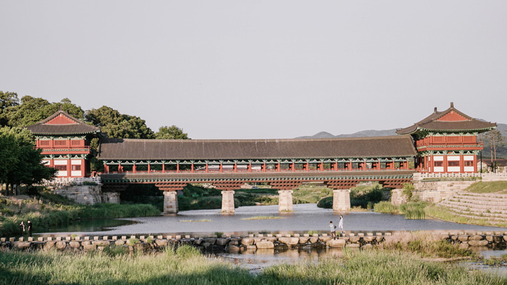 Nara-Daibutsu-temple-Todaiji