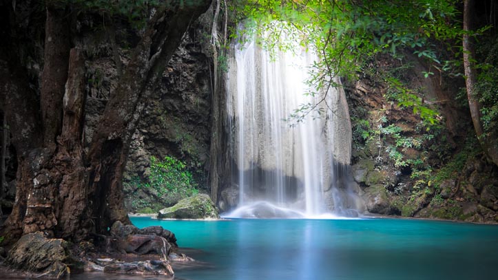 thailande-cascade-eau-photoslide-upload