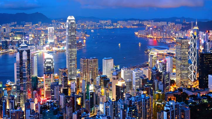 vue panoramique de Hong Kong le soir