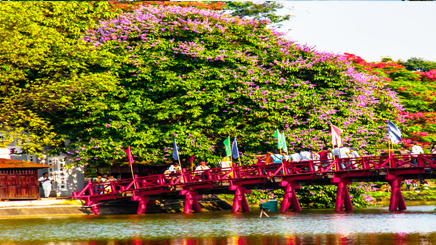  Vietnam Hanoi huc pont rouge 